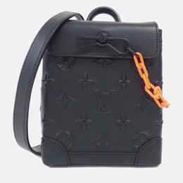 Louis Vuitton: Чёрная сумка 
