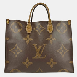 Louis Vuitton: Коричневая сумка 