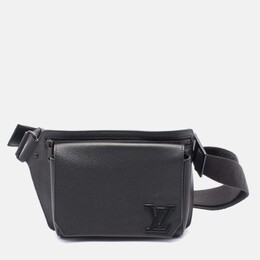 Louis Vuitton: Чёрная сумка 
