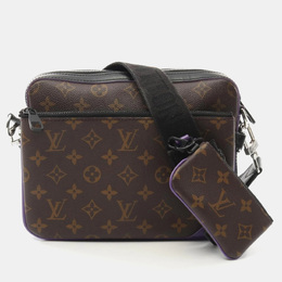 Louis Vuitton: Коричневая сумка 