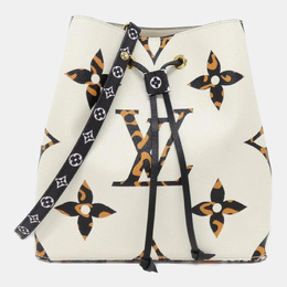 Louis Vuitton: Коричневая сумка 