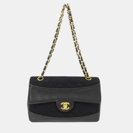 Chanel: Чёрная сумка 