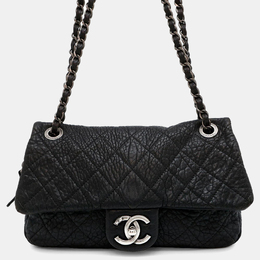 Chanel: Чёрная сумка 
