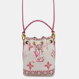 Louis Vuitton: Розовая сумка 