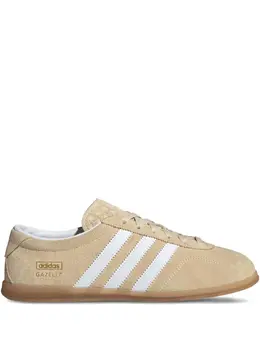 adidas: Бежевые кроссовки  Gazelle