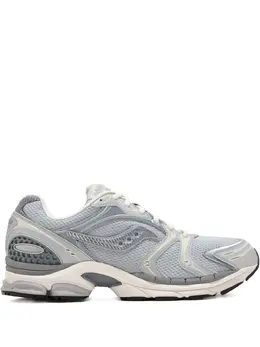 Saucony: Светлые кроссовки 