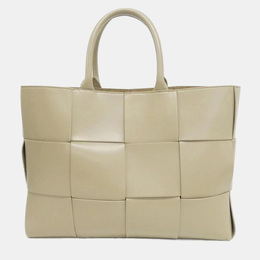 Bottega Veneta: Бежевая сумка-шоппер  Arco