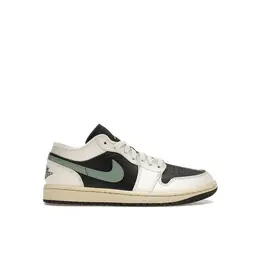 NIKE: Многоцветные кроссовки  Air Jordan