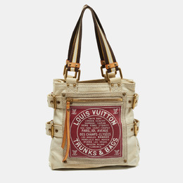 Louis Vuitton: Красная сумка 