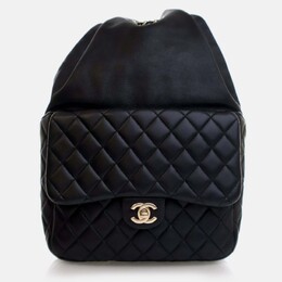 Chanel: Чёрный рюкзак 