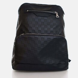 Louis Vuitton: Чёрный рюкзак 