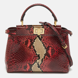 Fendi: Красная сумка на руку  Peekaboo