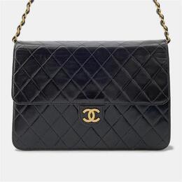 Chanel: Чёрная сумка 