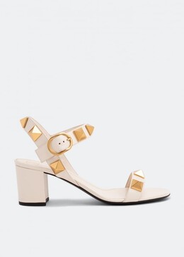 Valentino Garavani: Белые сандалии 
