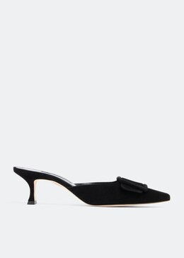Manolo Blahnik: Чёрные сабо  Maysale