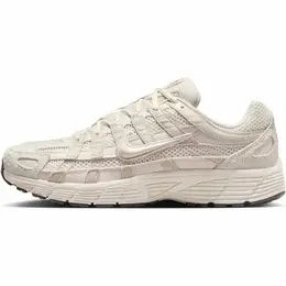 NIKE: Коричневые кроссовки  SE