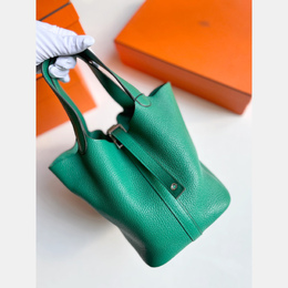 Hermes: Зелёная сумка 