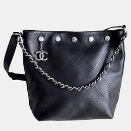 Chanel: Чёрная сумка 