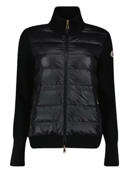 Moncler: Чёрная куртка 