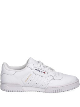 Adidas: Белые кроссовки  Powerphase
