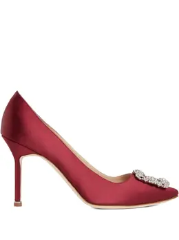 Manolo Blahnik: Тёмные туфли  Hangisi