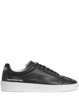 Dsquared2: Чёрные кроссовки 