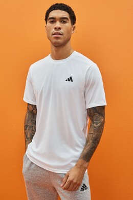 Adidas: Спортивная футболка  Essentials