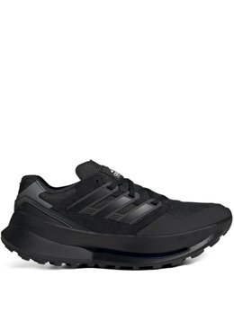 Adidas: Чёрные кроссовки  Equipment