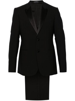 Emporio Armani: Чёрный костюм 