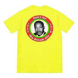 Supreme: Яркая футболка 