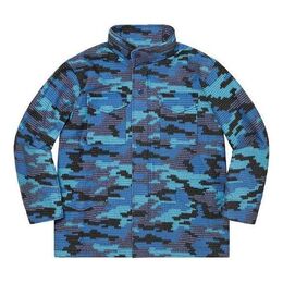 Supreme: Голубая куртка 