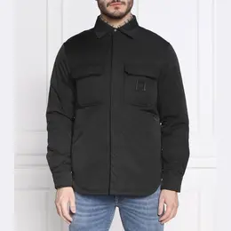 Emporio Armani: Чёрная куртка 