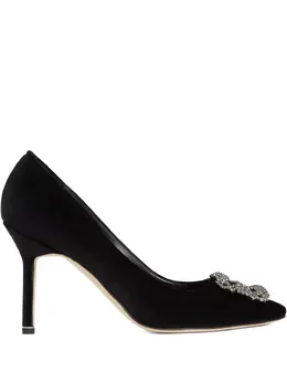 Manolo Blahnik: Чёрные туфли  Hangisi