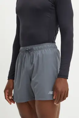 New Balance: Серые шорты 
