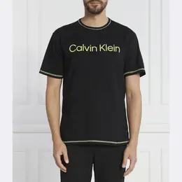 Calvin Klein: Чёрная футболка 