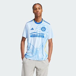 Adidas: Голубая майка 
