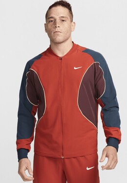 Nike: Красная куртка 