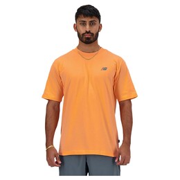New Balance: Оранжевая футболка 