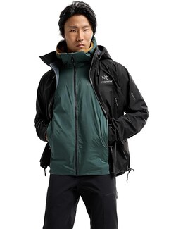 Arc'teryx: Чёрная куртка 