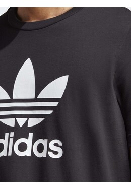 Adidas: Футболка  Originals с принтом