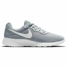 NIKE: Серые кроссовки  Tanjun