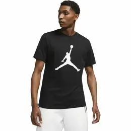NIKE: Чёрная футболка 