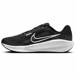 NIKE: Чёрные кроссовки 