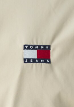 Tommy Hilfiger: Куртка  Tommy Jeans