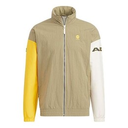 Adidas: Спортивная куртка 