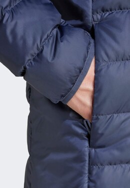 Adidas: Светлый пуховик  Terrex