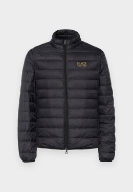 EA7 Emporio Armani: Чёрный пуховик 