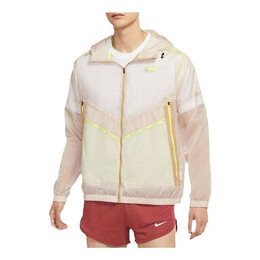 Nike: Розовая куртка  Windrunner