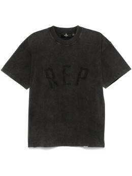 Represent: Чёрная футболка 