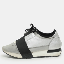 Balenciaga: Серебристые кроссовки  Race Runner